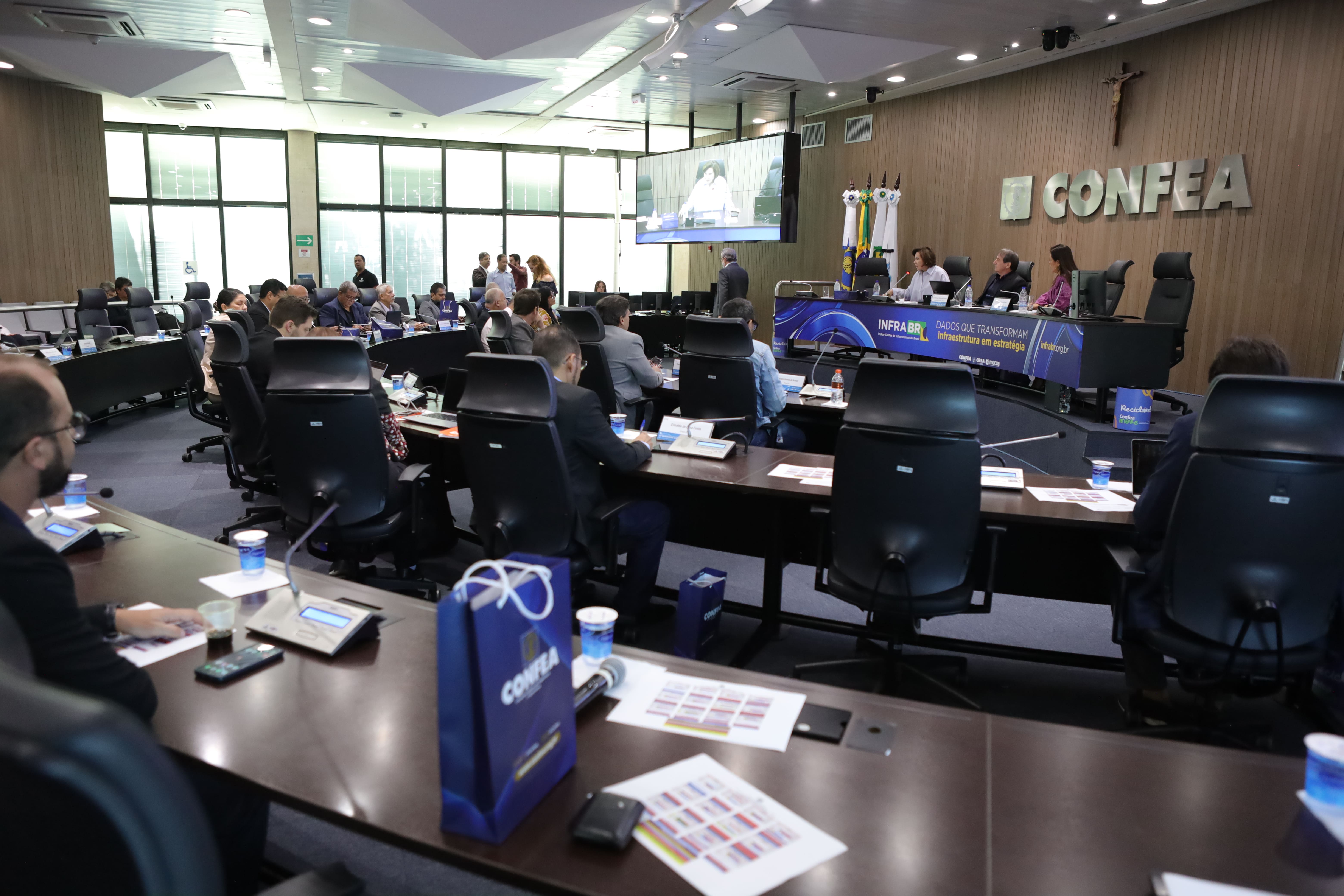 Piso salarial da engenharia no serviço público está em votação