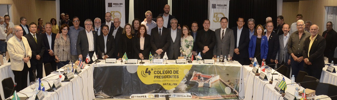 Parlamentares-colocam-seus-mandatos-a-disposicao-do-Sistema-ConfeaCrea-e-Mutua.jpg