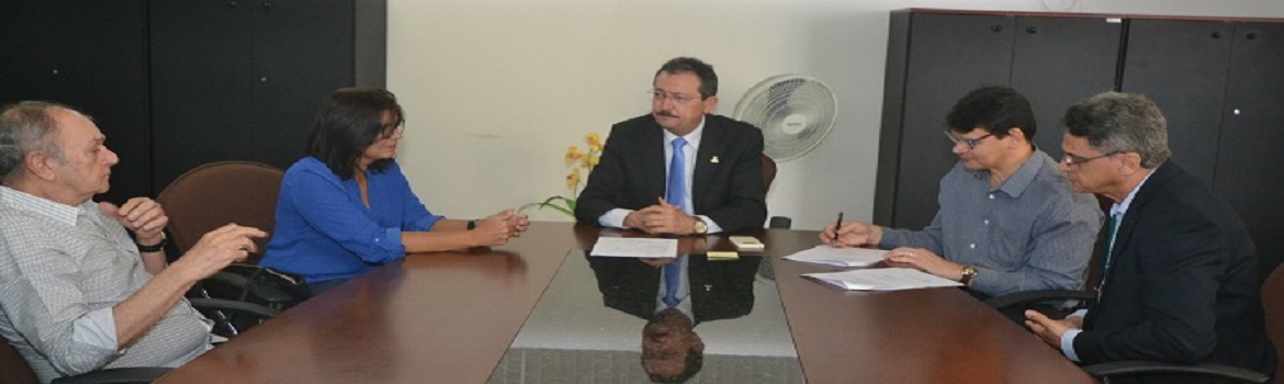 TCE-e-CREA-assinam-convenio-de-cooperacao-para-agilizar-procedimentos-de-analise-de-contas-e-auditorias.jpg